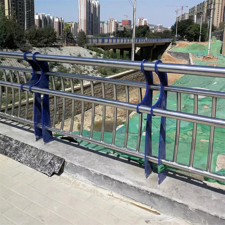 桥梁护栏