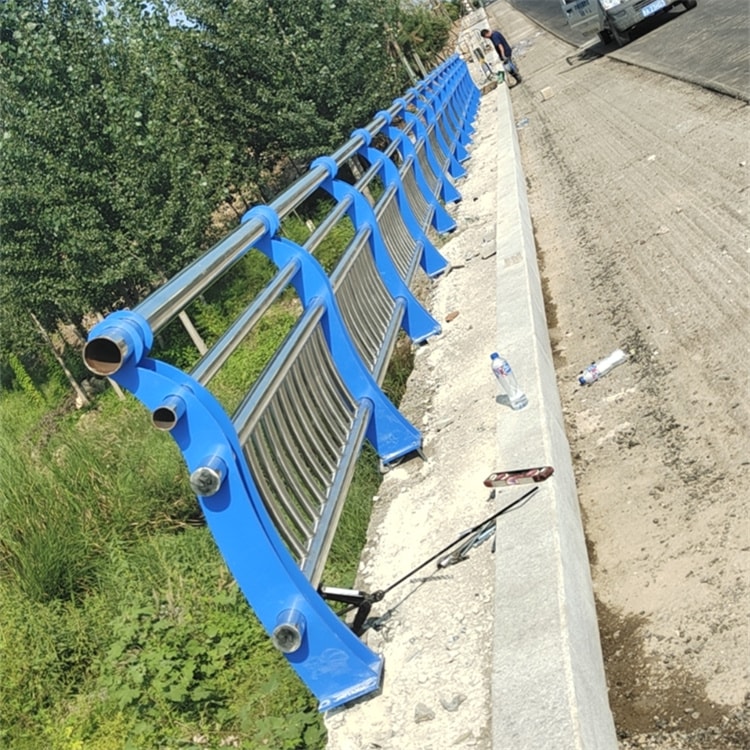 桥梁护栏